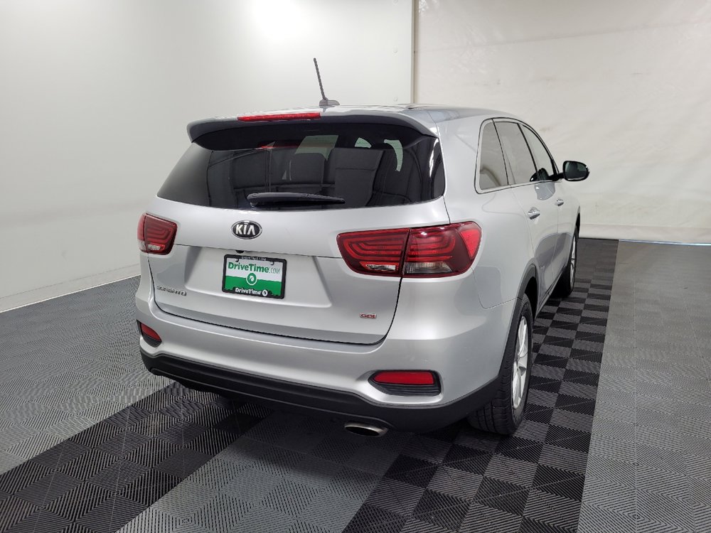 Used 2020 Kia Sorento LX image 9