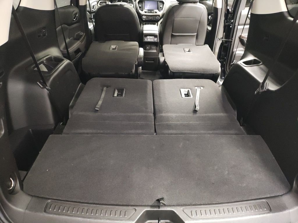 Used 2023 GMC Acadia Denali image 17