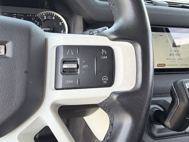 Used 2023 Land Rover Defender 110 SE image 9