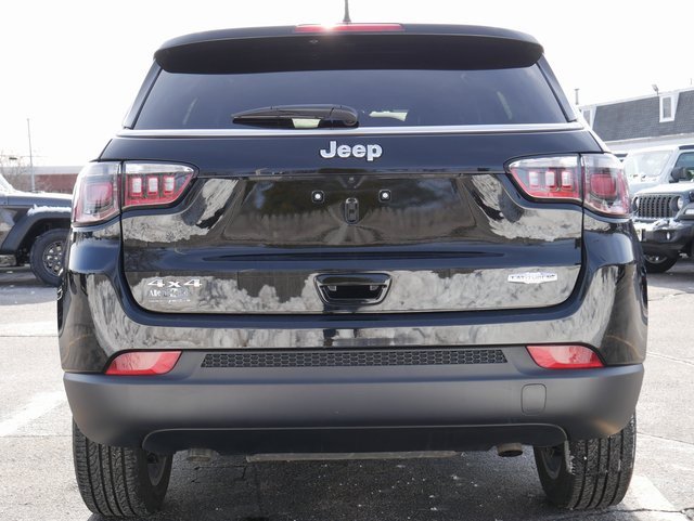 Used 2024 Jeep Compass Latitude image 5