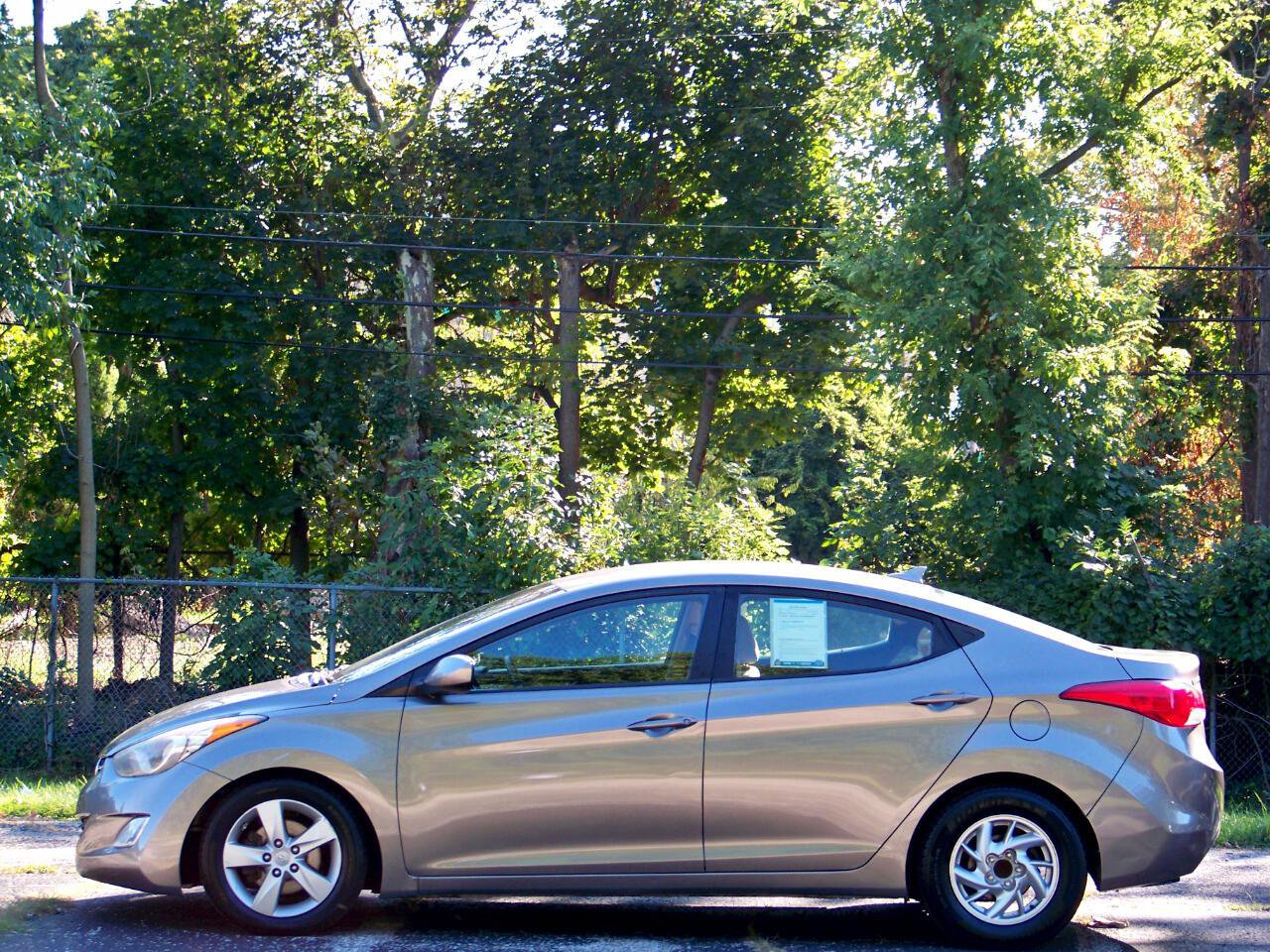 Used 2013 Hyundai Elantra GLS image 8