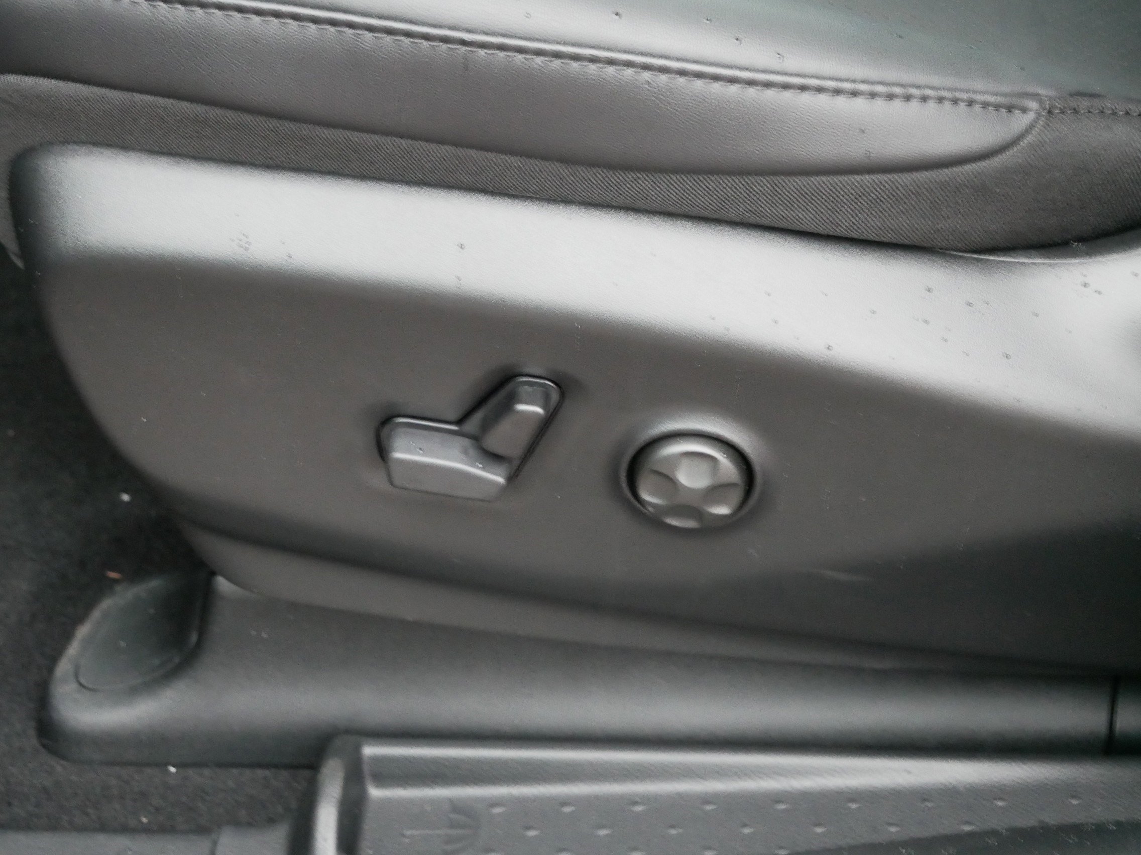 New 2026 Chrysler Pacifica Select image 13