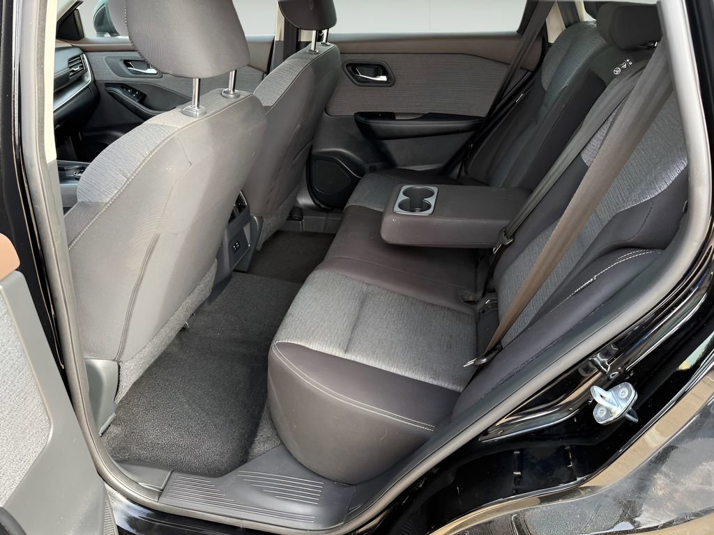 Used 2023 Nissan Rogue SV AWD/4WD image 12