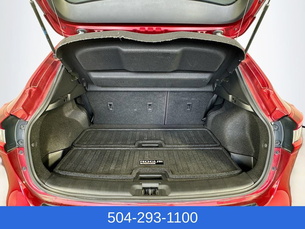 Used 2021 Nissan Rogue Sport SV FWD image 25
