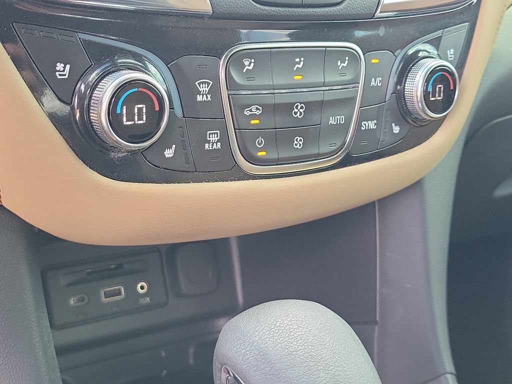 Used 2024 Chevrolet Equinox Premier AWD/4WD image 34