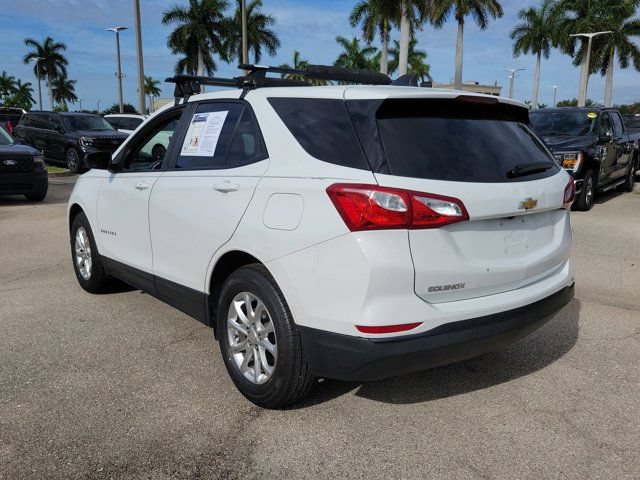 Used 2021 Chevrolet Equinox LS w/ LS Convenience Package FWD image 4