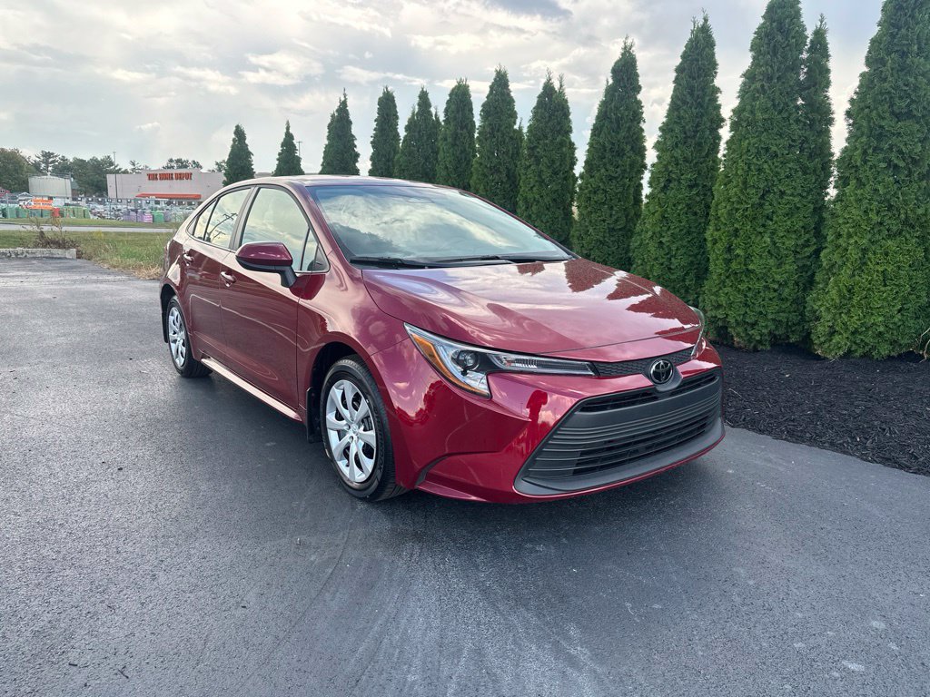Certified 2026 Toyota Corolla LE FWD image 2