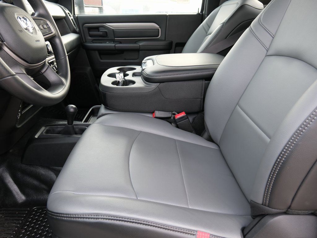 New 2023 RAM 5500 Tradesman AWD/4WD image 5