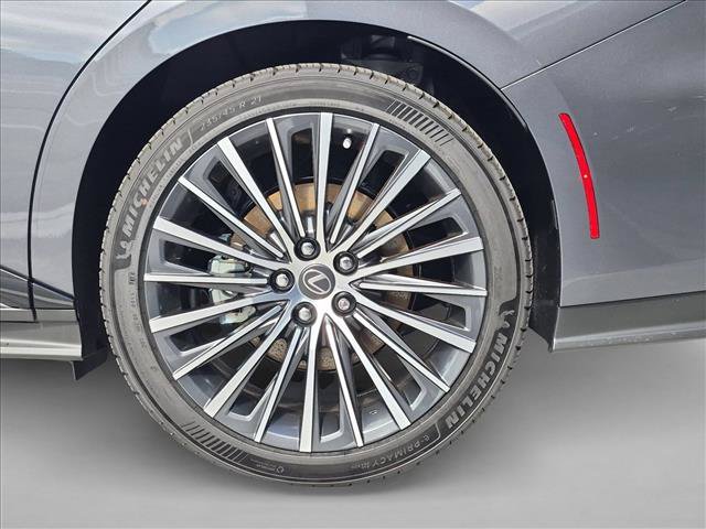 New 2026 Lexus ES 350e FWD image 10