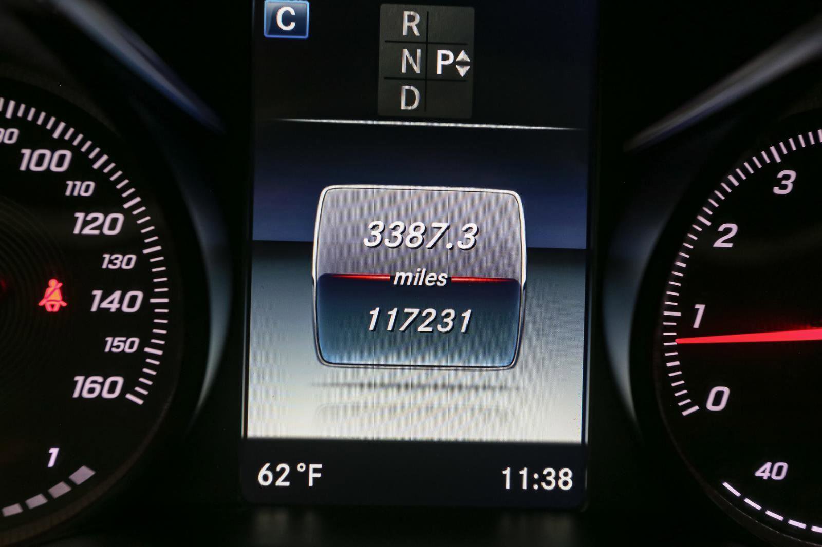 Used 2017 Mercedes-Benz C 300 4MATIC Sedan image 38