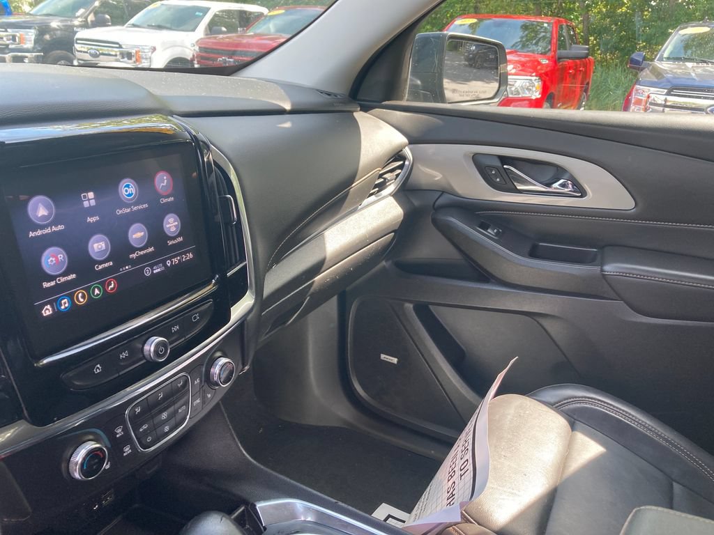 Used 2021 Chevrolet Traverse RS w/ LPO, Floor Liner Package AWD/4WD image 17