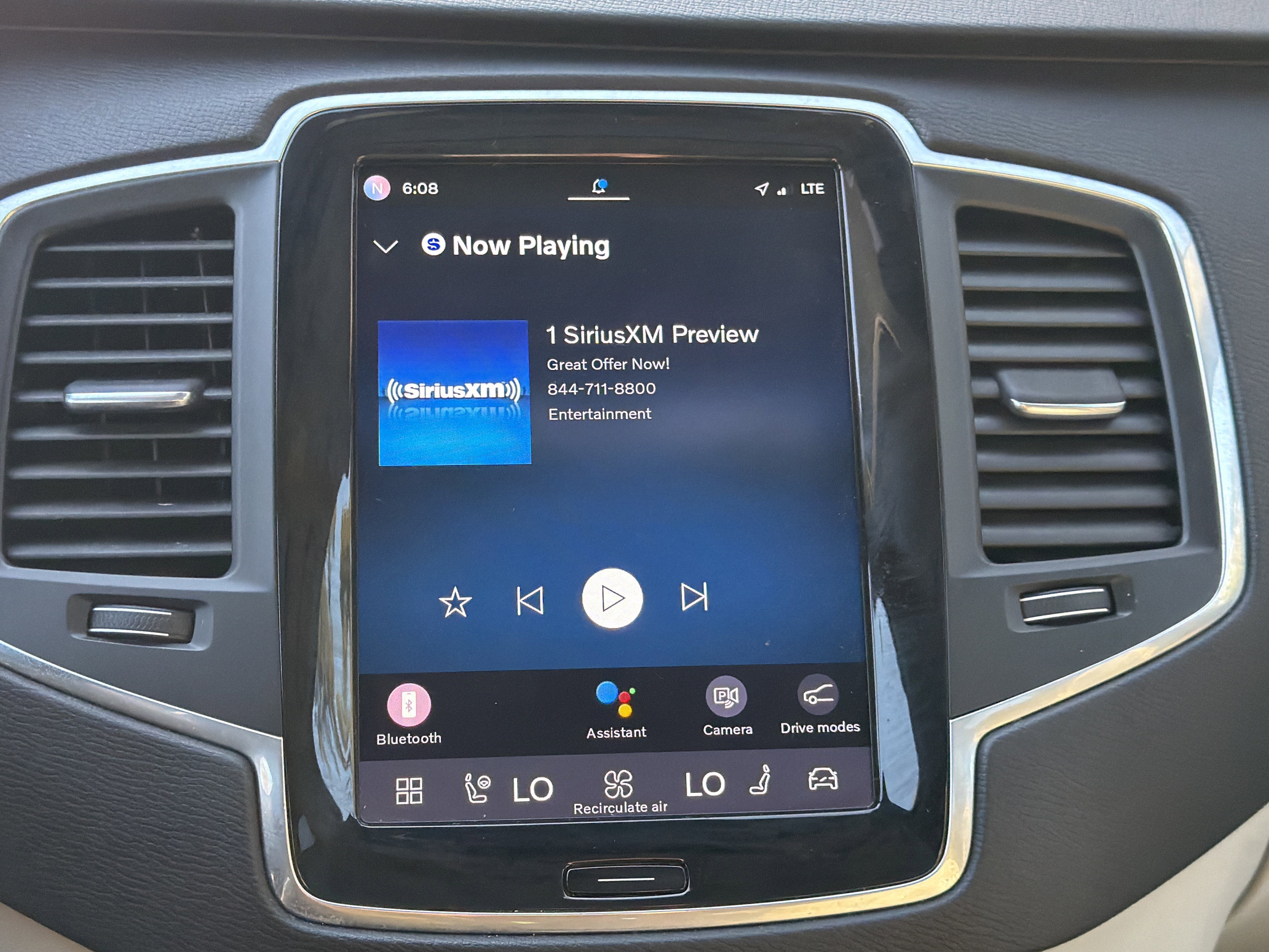 Certified 2023 Volvo XC90 B6 Core w/ Climate Package image 23