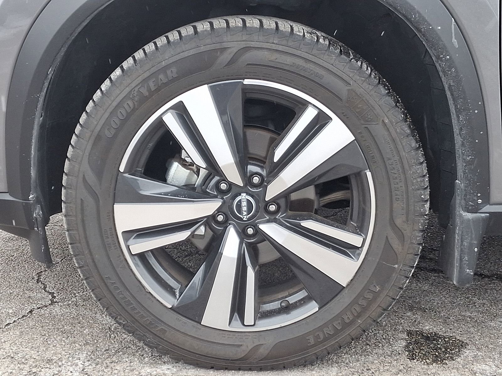 Used 2023 Nissan Rogue Platinum w/ Platinum Premium Package image 9