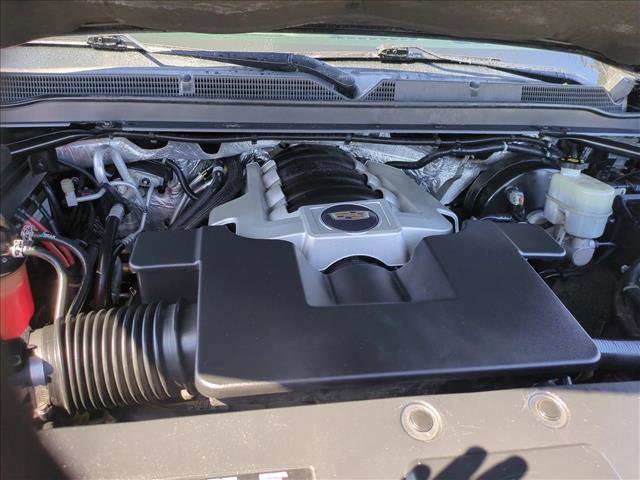 Used 2018 Cadillac Escalade ESV Luxury image 24