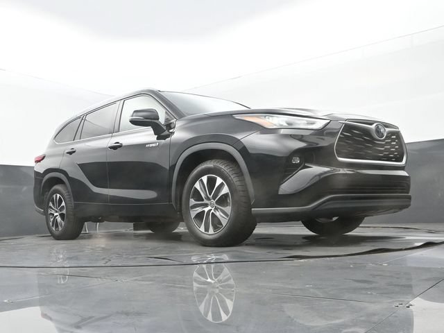 Used 2020 Toyota Highlander XLE FWD image 9