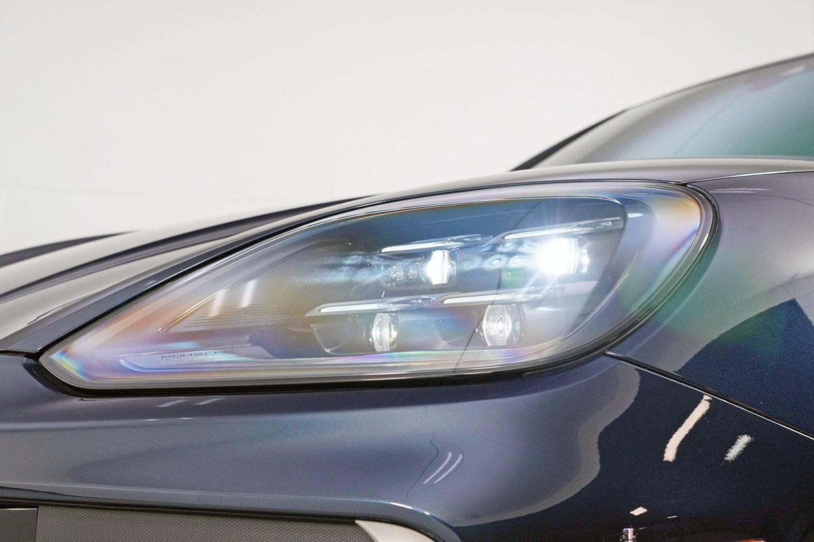 Used 2025 Porsche Cayenne Turbo image 64