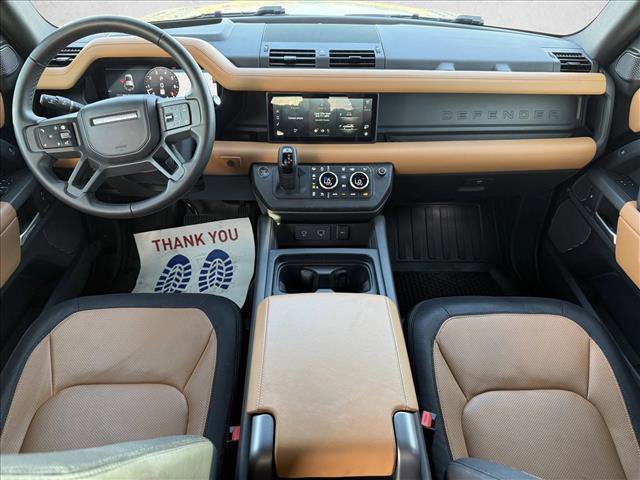 Used 2024 Land Rover Defender 110 X-Dynamic SE image 14