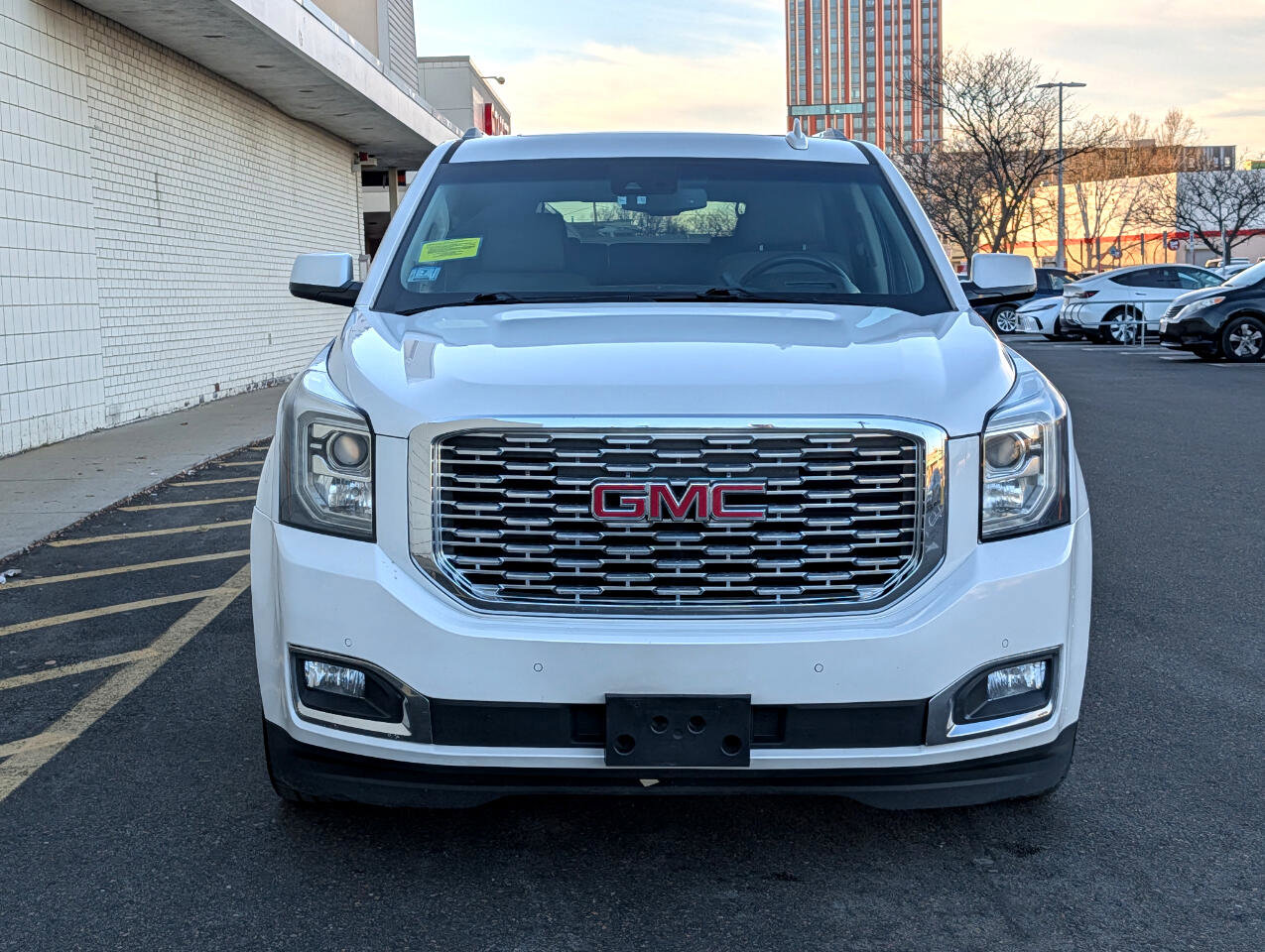 Used 2018 GMC Yukon XL Denali w/ Denali Ultimate Package image 2