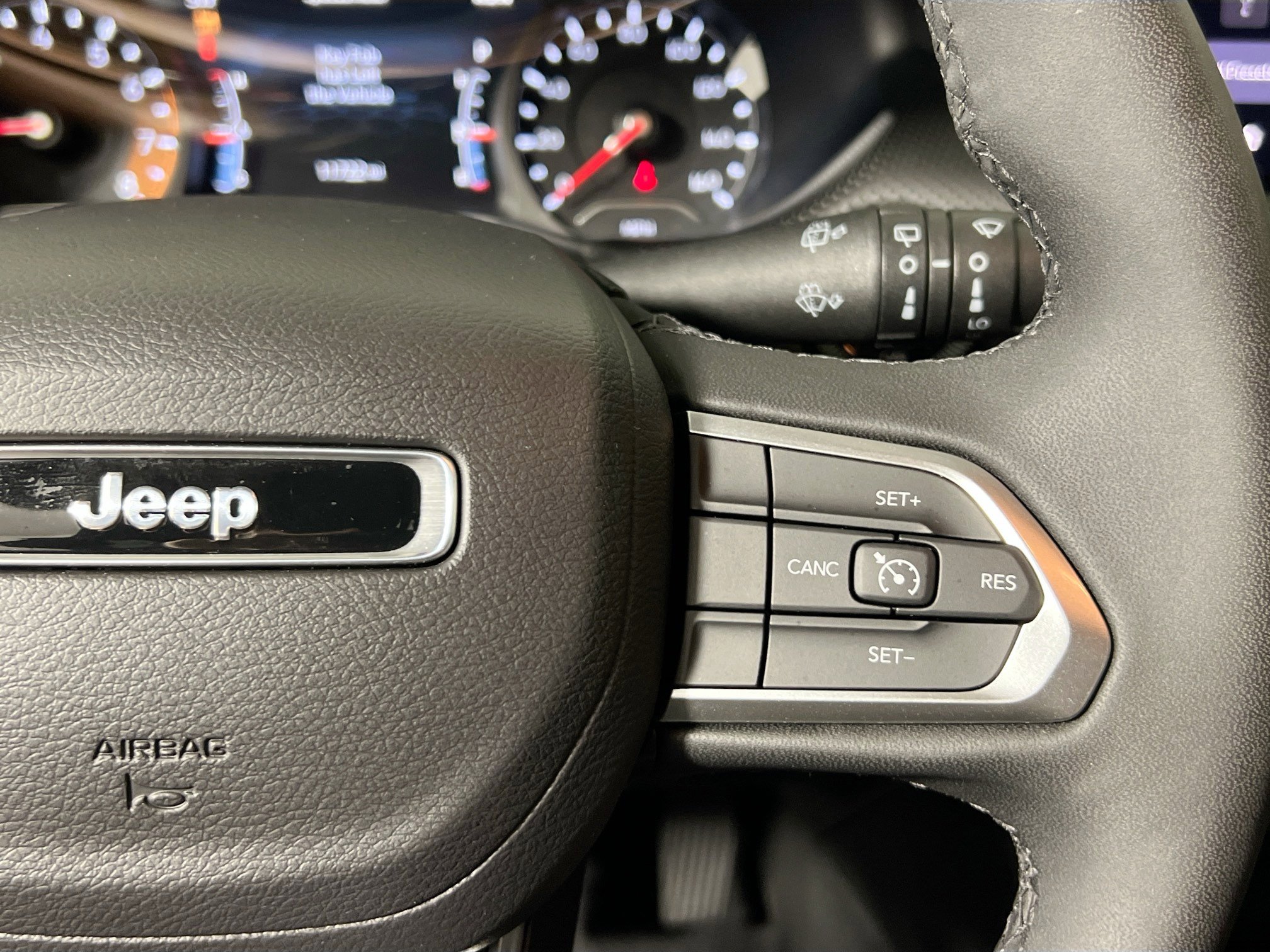 Used 2024 Jeep Compass Latitude w/ Convenience Group image 19