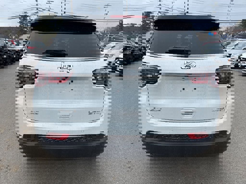 New 2026 Jeep Compass Limited image 4