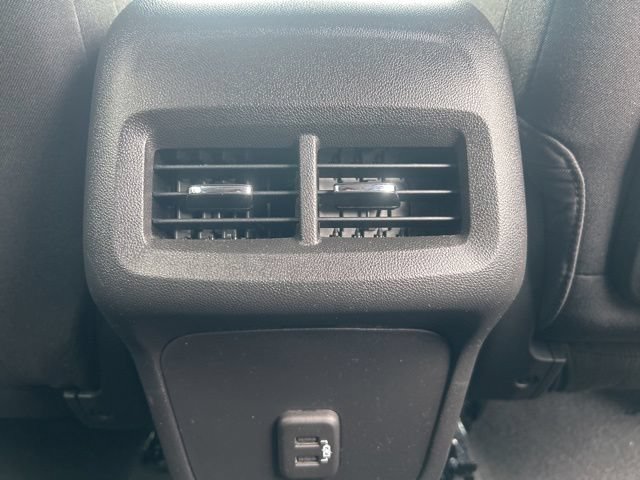 Used 2023 GMC Terrain SLE w/ Driver Convenience Package AWD/4WD image 13