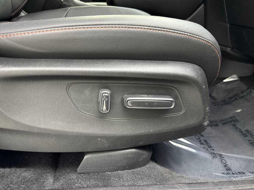Used 2025 Honda CR-V Sport Touring image 47