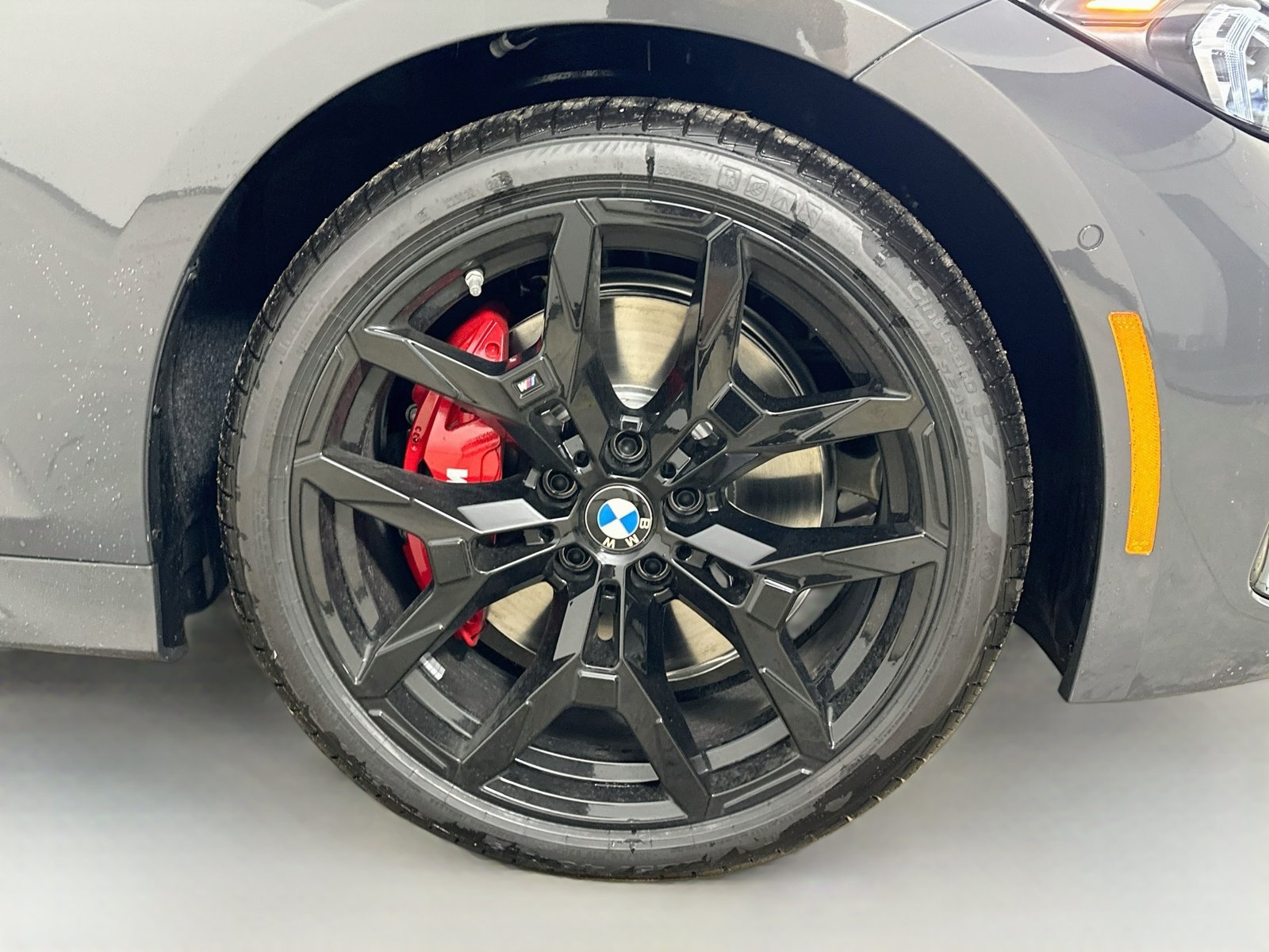 New 2026 BMW 330i xDrive Sedan w/ M Sport Package AWD/4WD image 10
