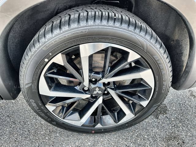 Used 2023 Mitsubishi Outlander SE AWD/4WD image 21
