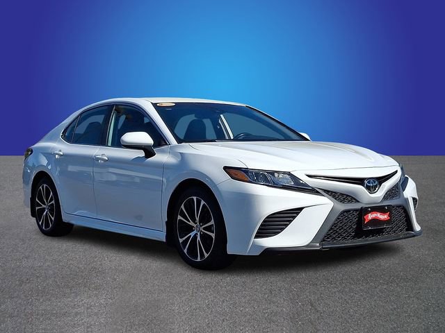Used 2019 Toyota Camry SE w/ Carpet Mat Package FWD image 3