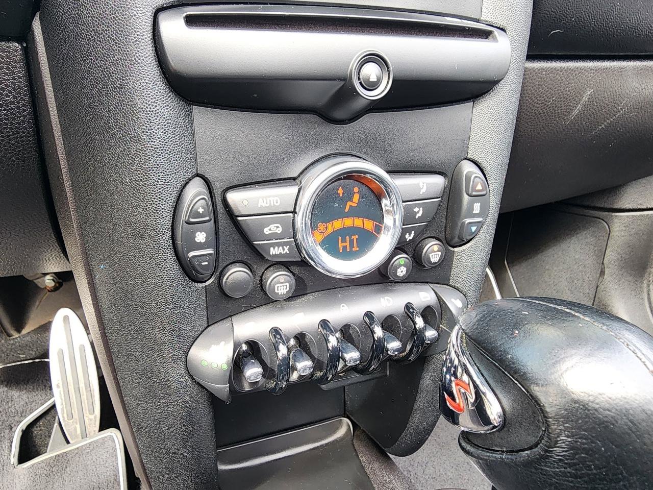 Used 2012 MINI Cooper S image 19