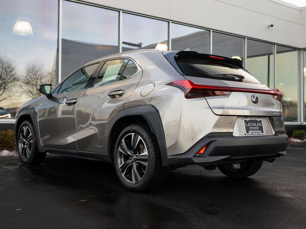 Used 2021 Lexus UX 250h w/ Accessory Package (Z1) image 4