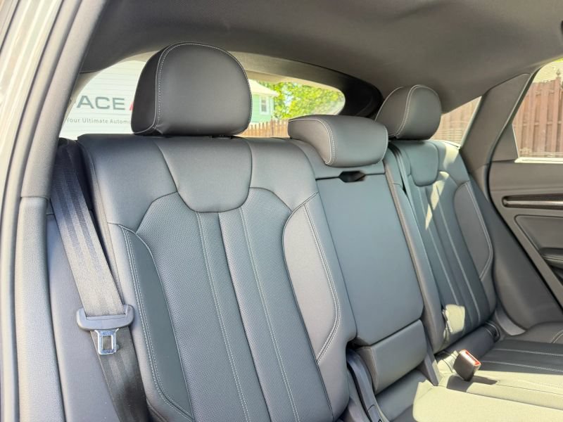 Used 2021 Audi SQ5 Prestige AWD/4WD image 29