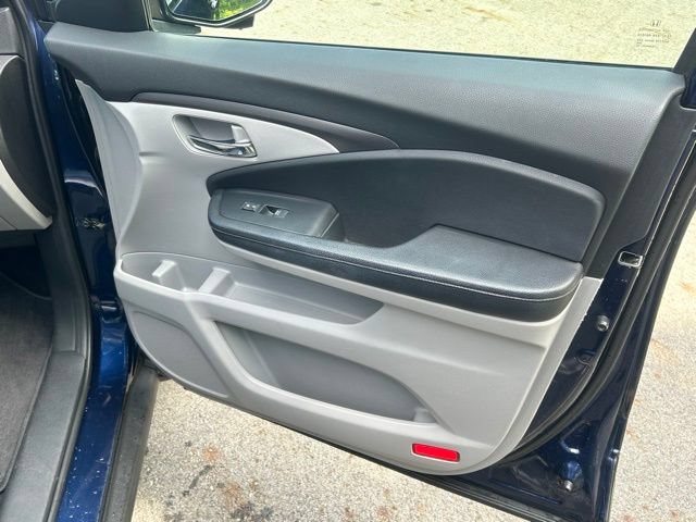 Used 2017 Honda Ridgeline RTL-T image 31