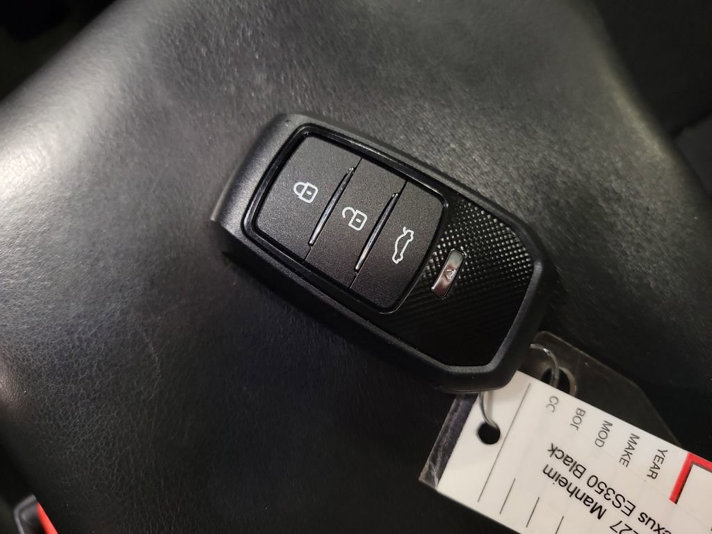 Used 2021 Lexus ES 350 w/ Premium Package image 18
