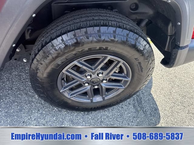 Used 2024 Jeep Wrangler Unlimited Sport AWD/4WD image 13