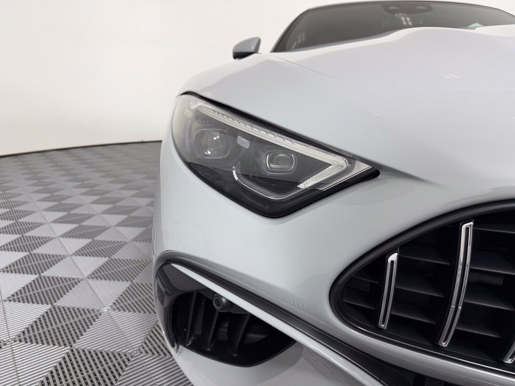 Used 2023 Mercedes-Benz SL 55 AMG 4MATIC image 10