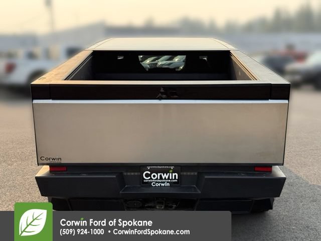 Used 2024 Tesla Cybertruck Cyberbeast AWD/4WD image 17