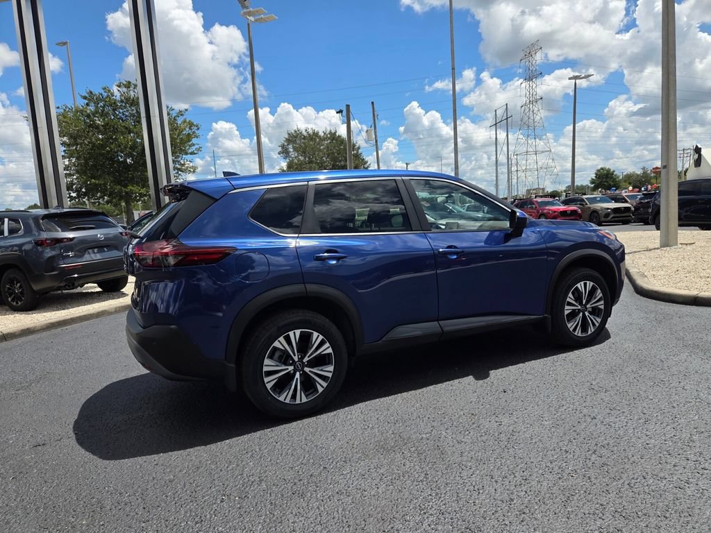 Used 2023 Nissan Rogue SV FWD image 11