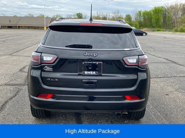 Used 2022 Jeep Compass High Altitude AWD/4WD image 4