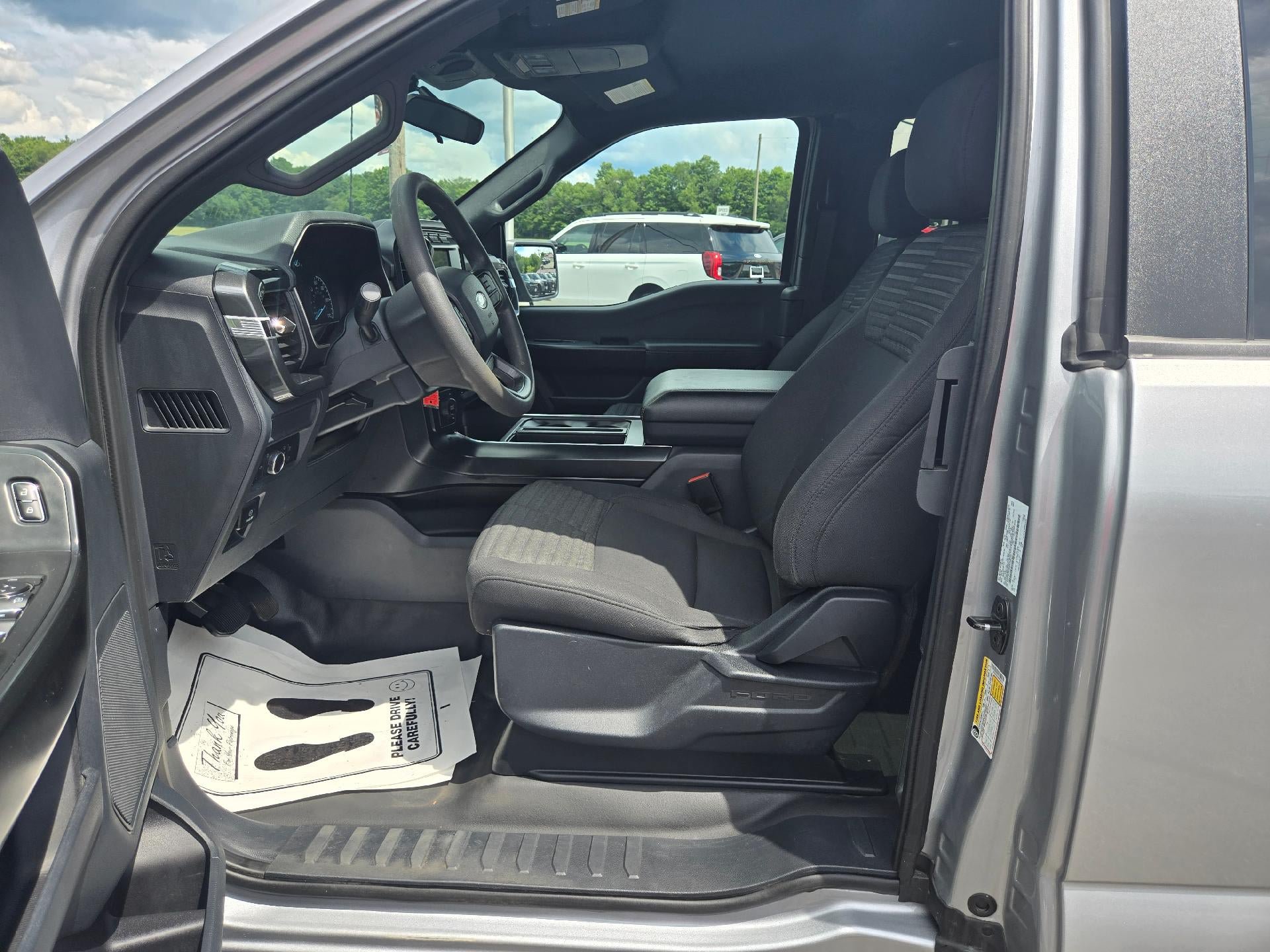 Used 2022 Ford F150 XL w/ STX Appearance Package AWD/4WD image 11