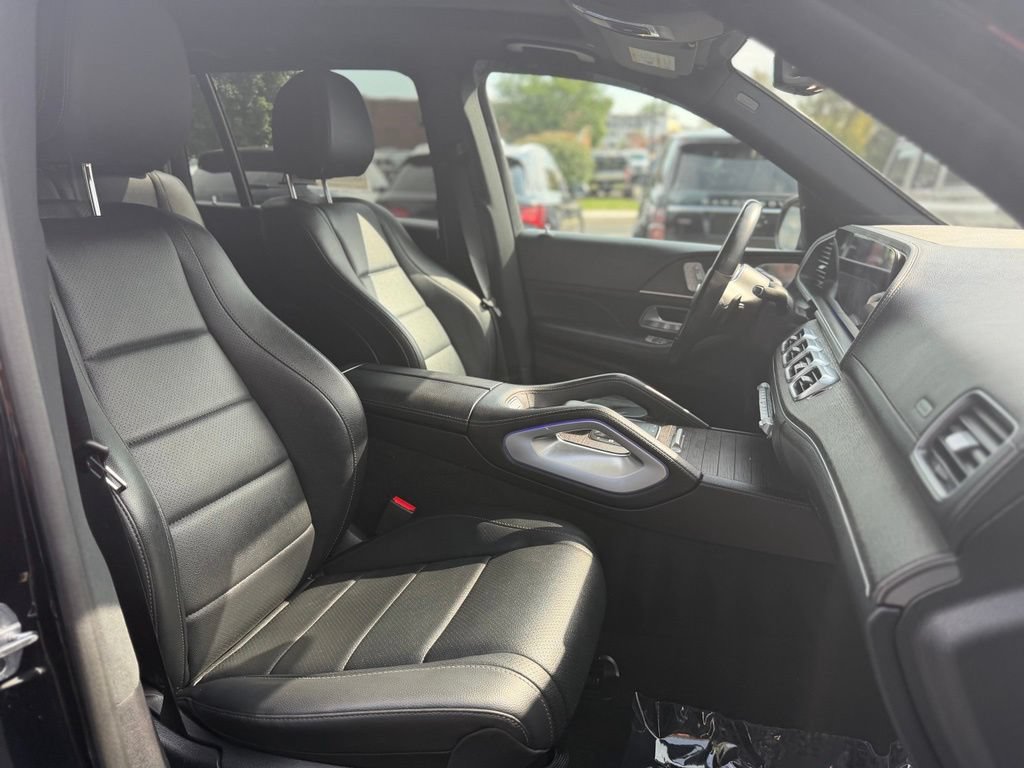 Used 2022 Mercedes-Benz GLS 450 4MATIC image 12