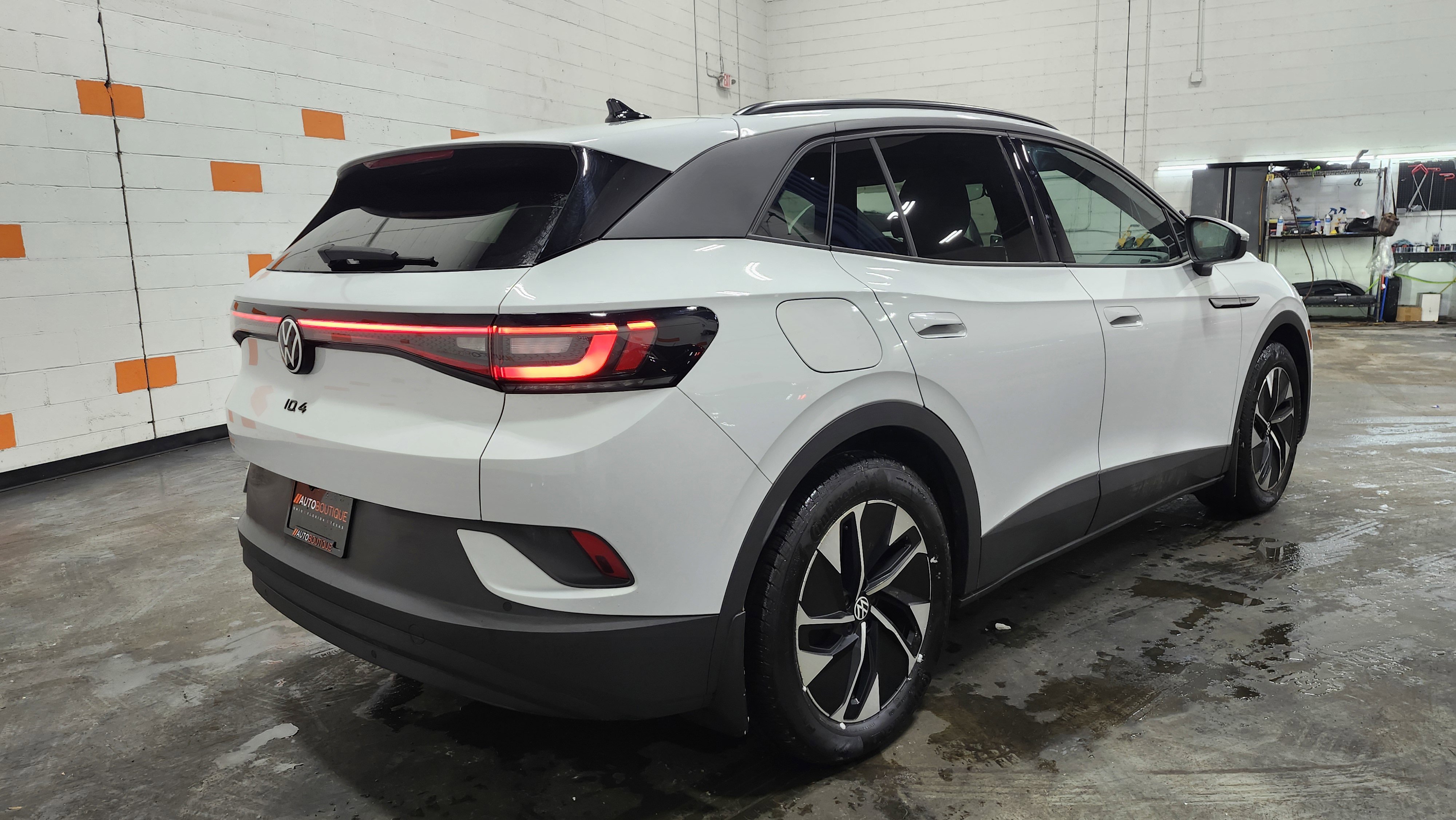 Used 2021 Volkswagen ID.4 Pro image 16