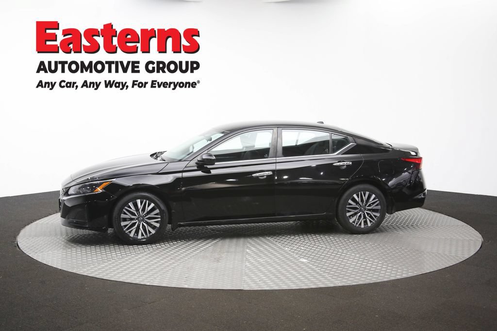 Used 2023 Nissan Altima 2.5 SV FWD image 58