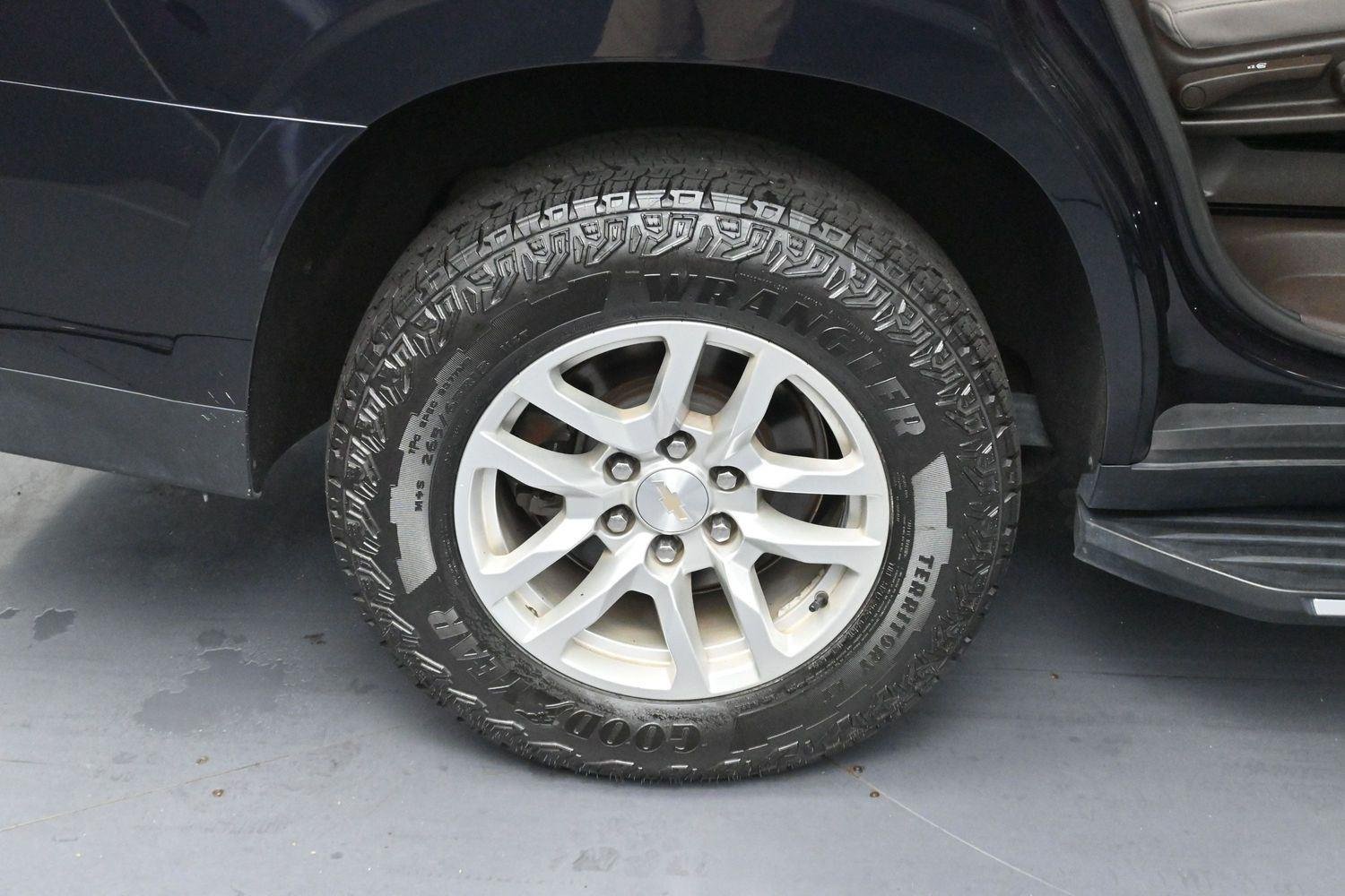 Used 2023 Chevrolet Tahoe LT AWD/4WD image 35