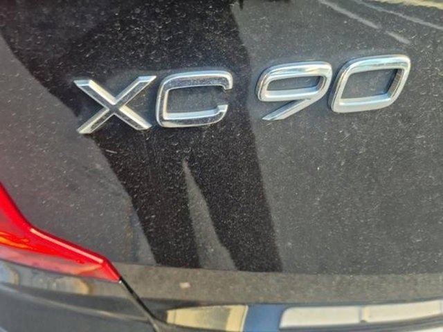 Used 2023 Volvo XC90 B6 Plus w/ Protection Package Premier image 5