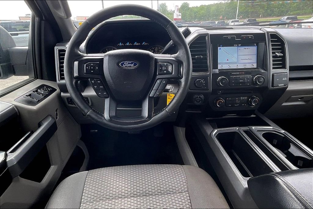 Used 2017 Ford F150 XLT w/ Equipment Group 302A Luxury image 5