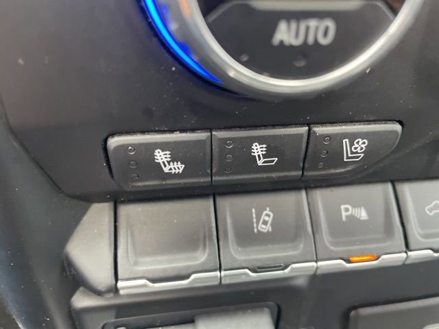 Used 2023 Chevrolet Silverado 2500 High Country image 31