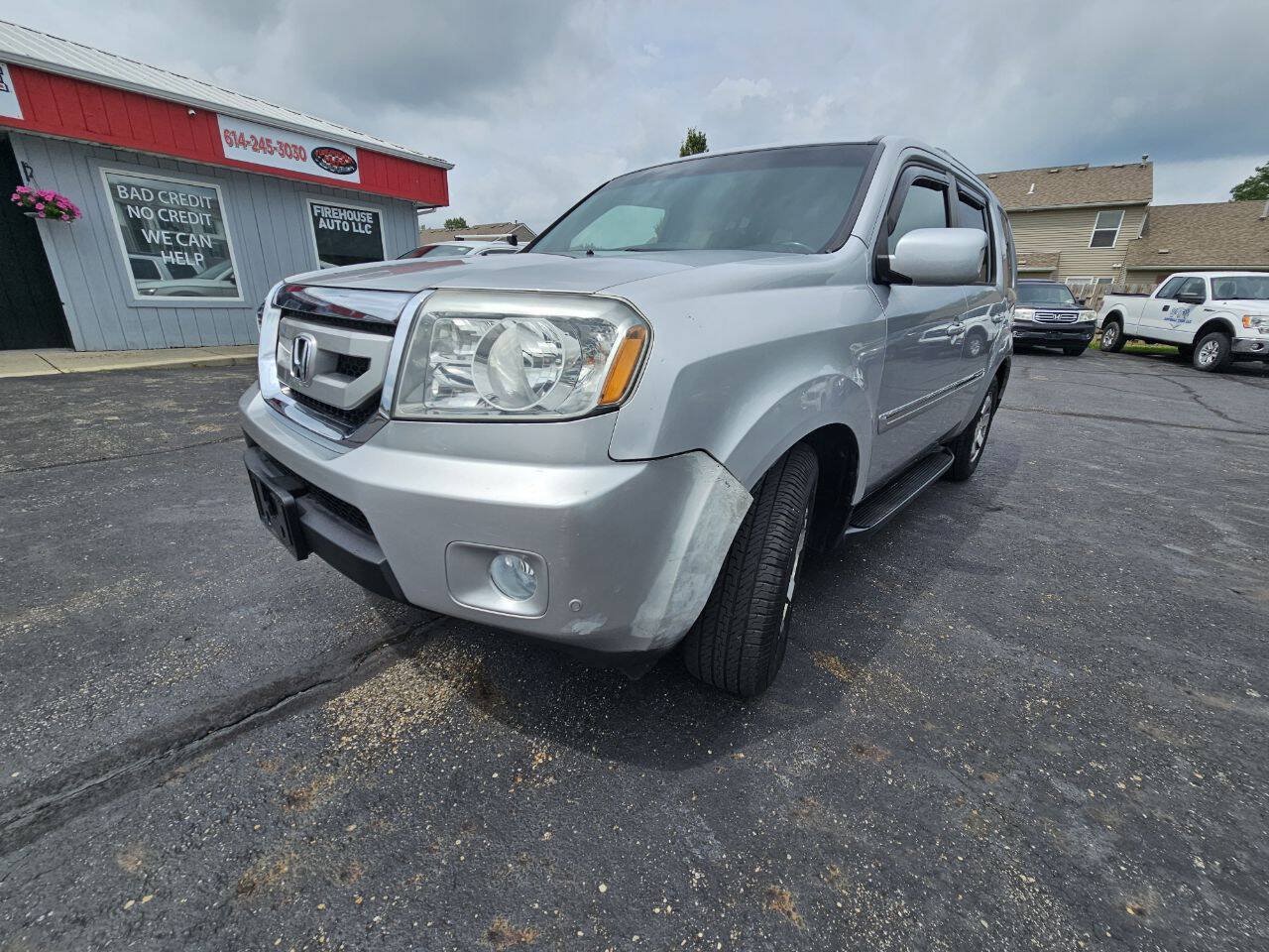 Used 2010 Honda Pilot Touring image 3