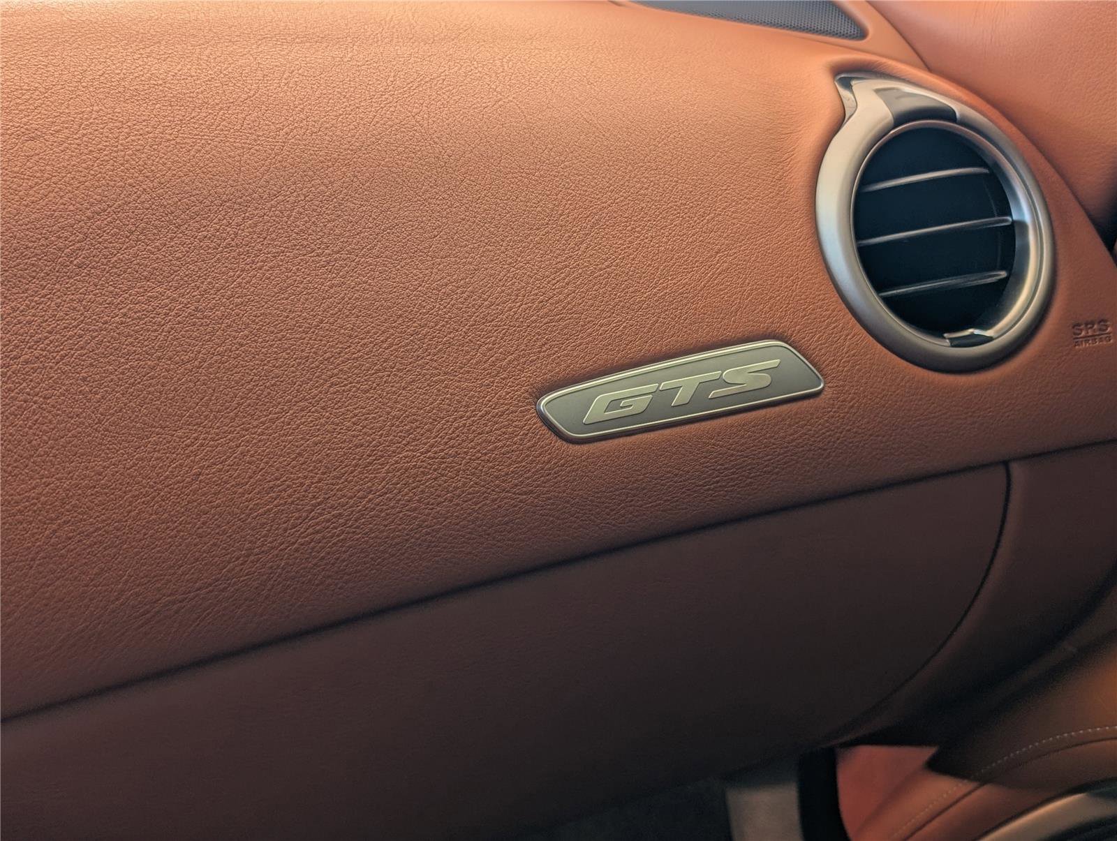 Used 2013 SRT Viper GTS w/ GTS Laguna Interior Pkg image 31