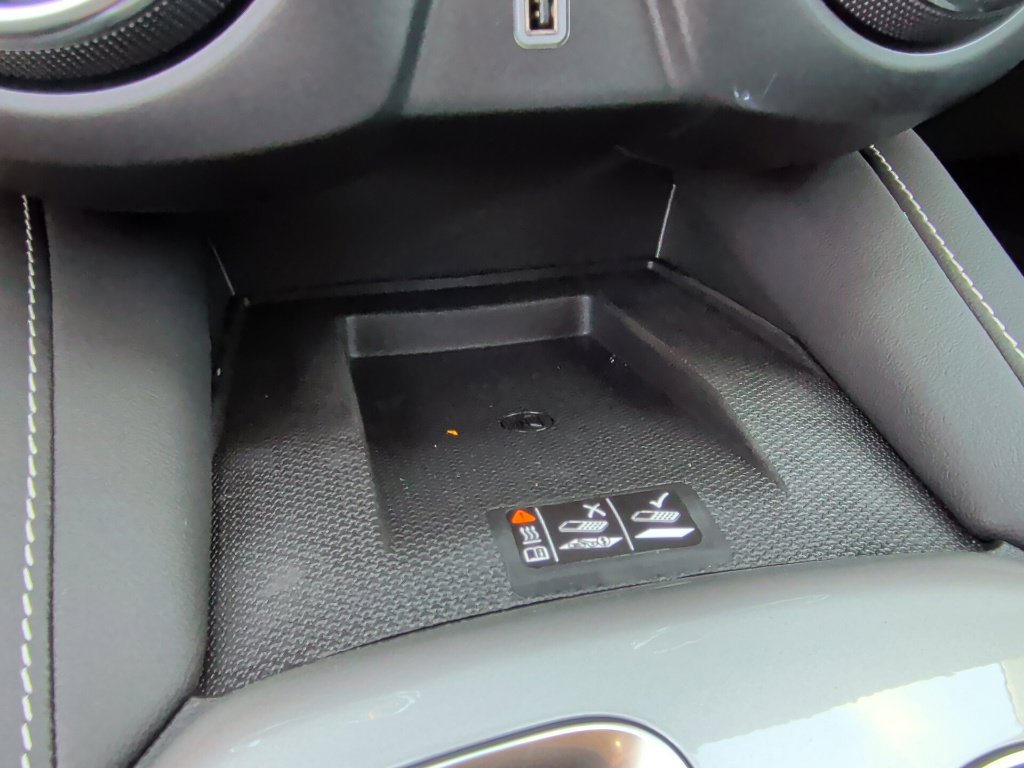 New 2026 Chevrolet Blazer LT w/ Convenience Package FWD image 28